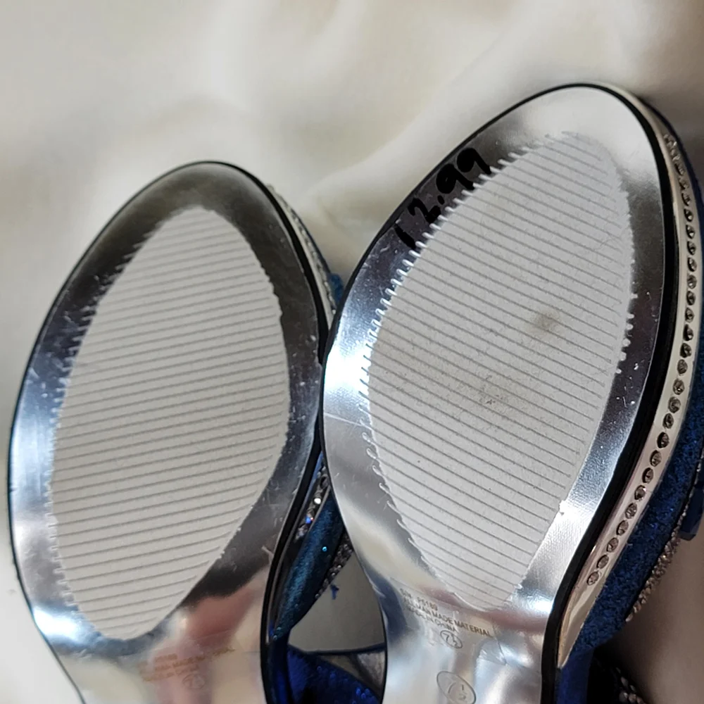 NWOT Elegant Blue and Silver Heels - Picture 11 of 11
